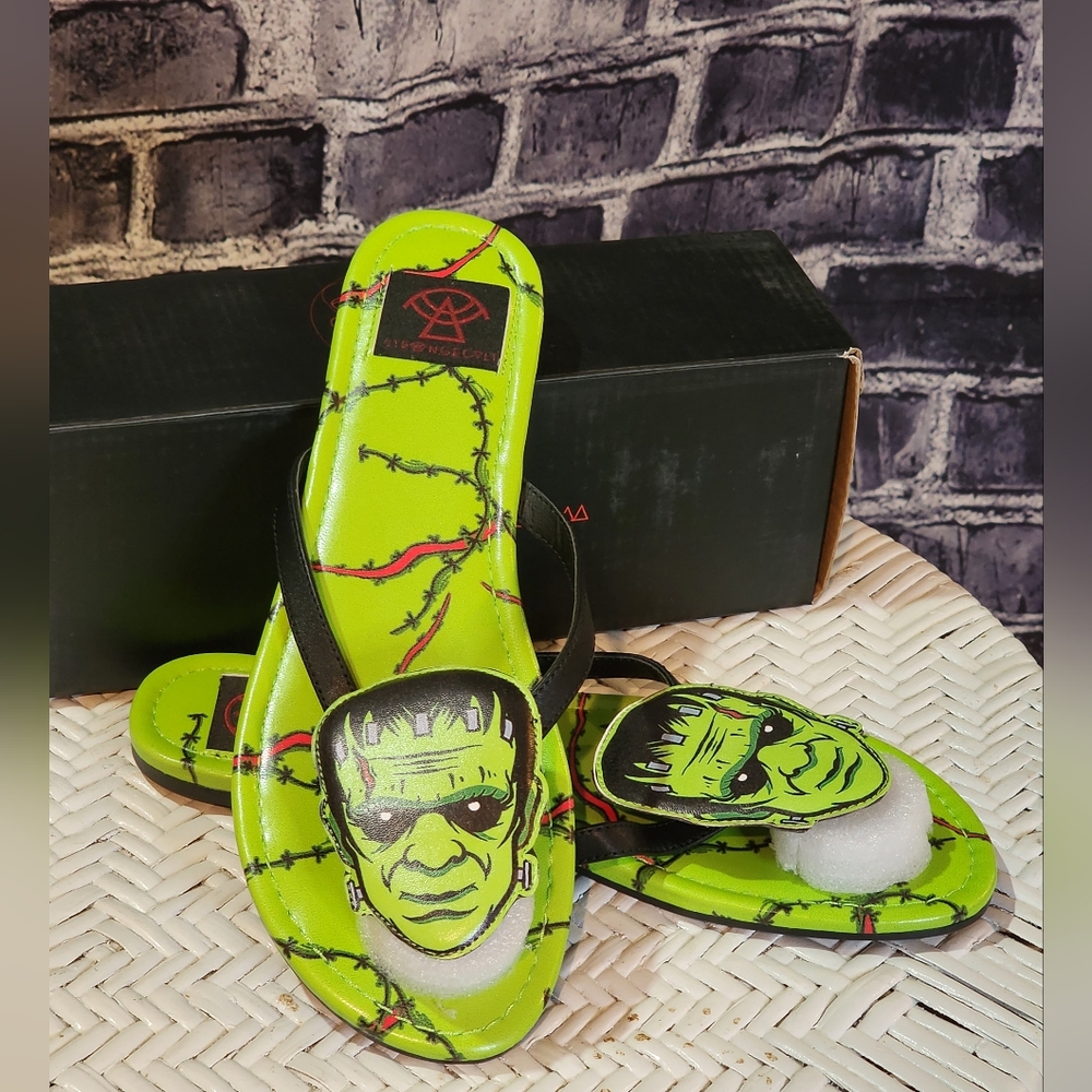 New Betty Frankie Sandal ~ Strange Cvlt ~ Frankenstein - Picture 6 of 7